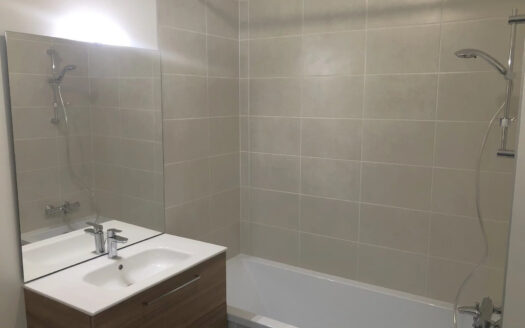 T3 – 75 m2 proche commodités