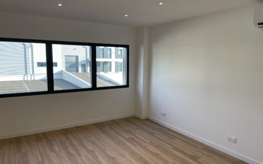 BUREAUX NEUF 2 PIECES