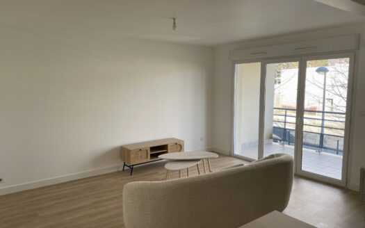 Grand appartement en location à Valserhône