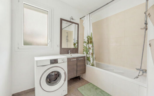 À Ville-La-Grand (74), appartement avec 3 pièces en vente