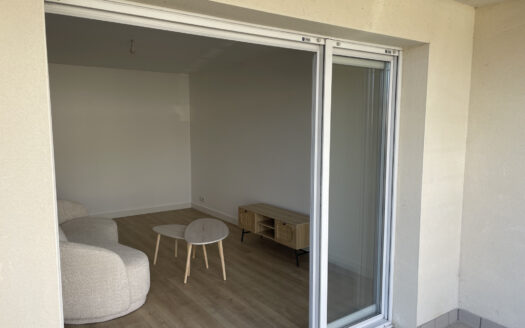 Appartement T2 avec chambre Valserhône (53,8 m2 + balcon 7
