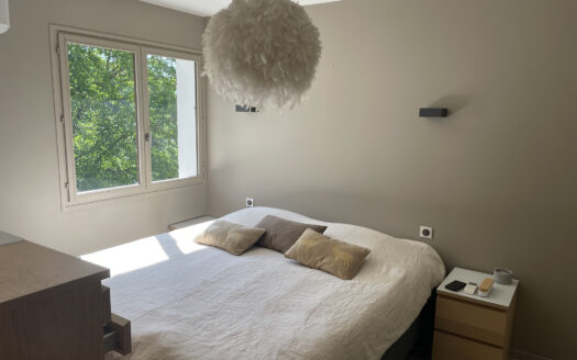Immobilier de prestige : maison avec terrasse en vente à Ann